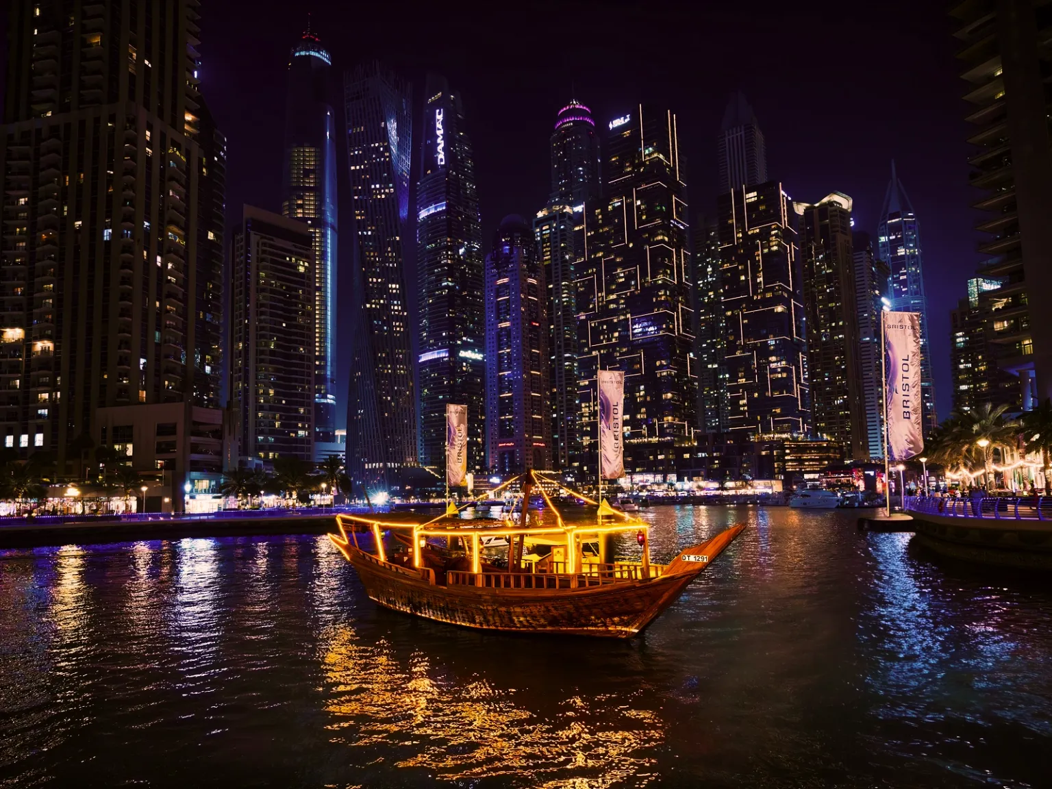 Urban Dubai with the Crew