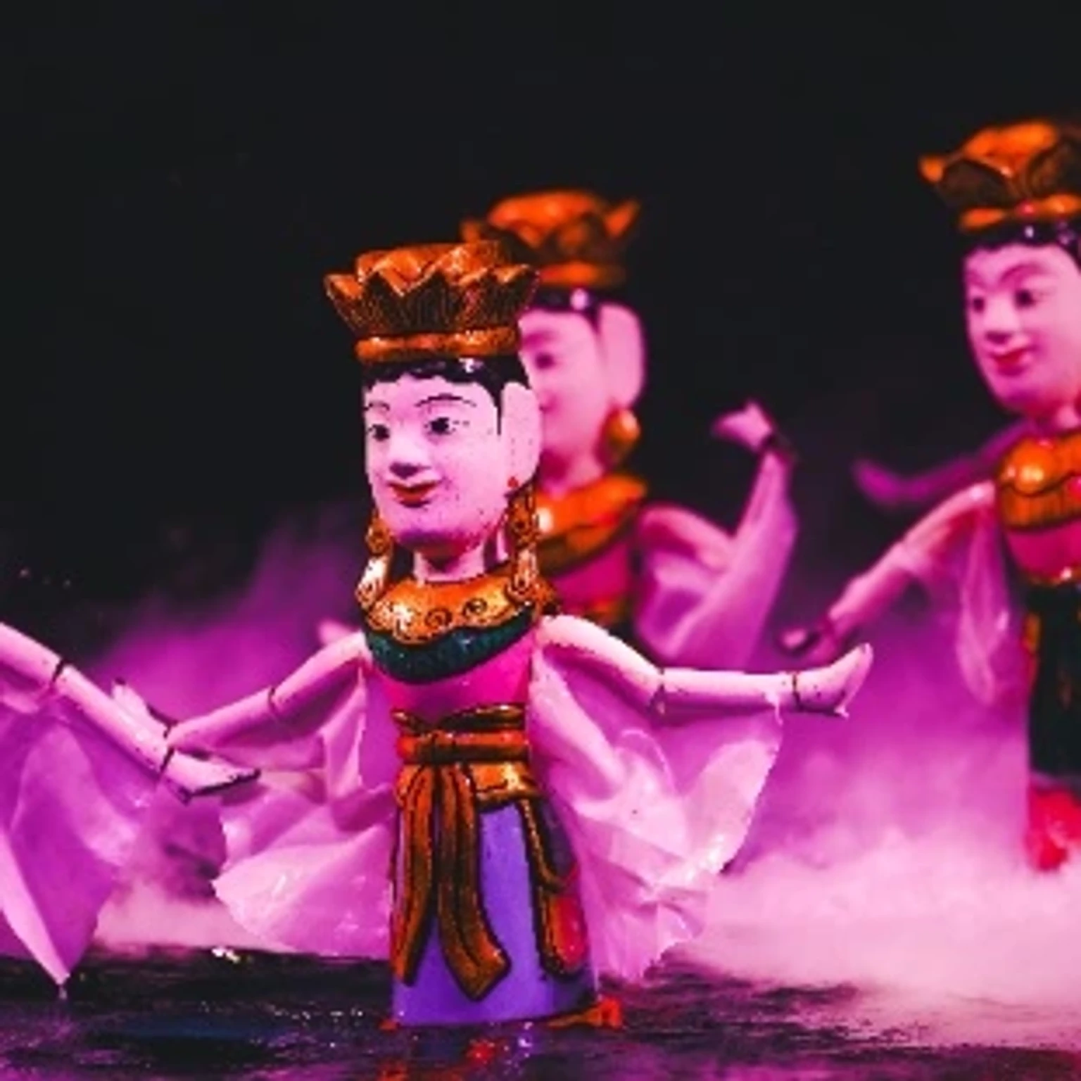 Stunning holiday packages showcasing beautiful landscapes and cultural experiences in Vietnam.