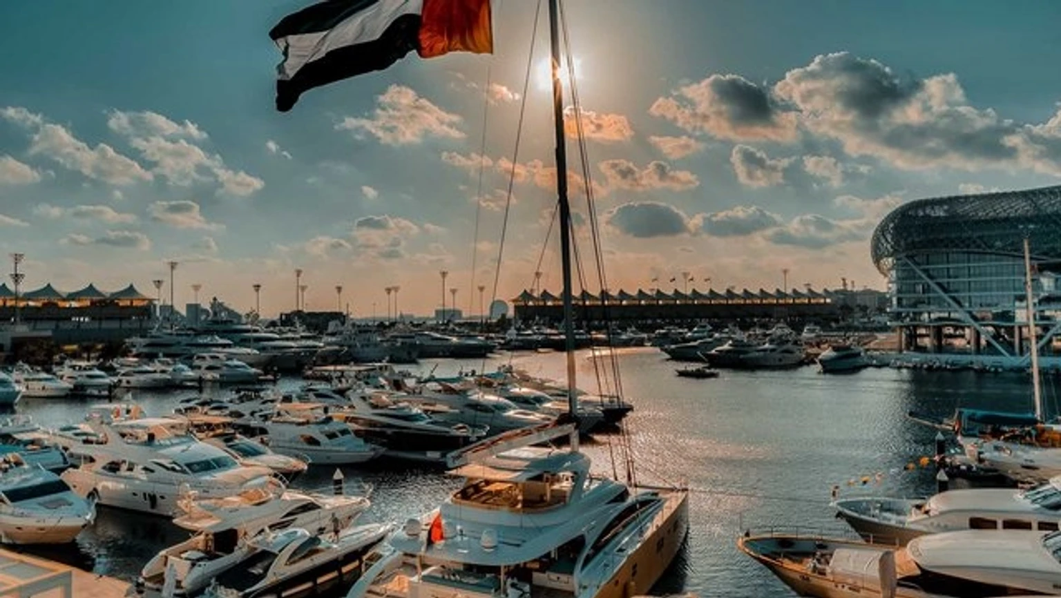 Yas Island Luxury Style Retreat